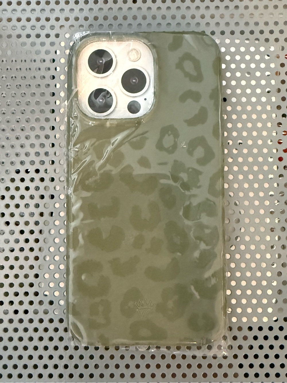 Velvet Caviar Olive Green Leopard Print iPhone 13 Pro MagSafe Case -